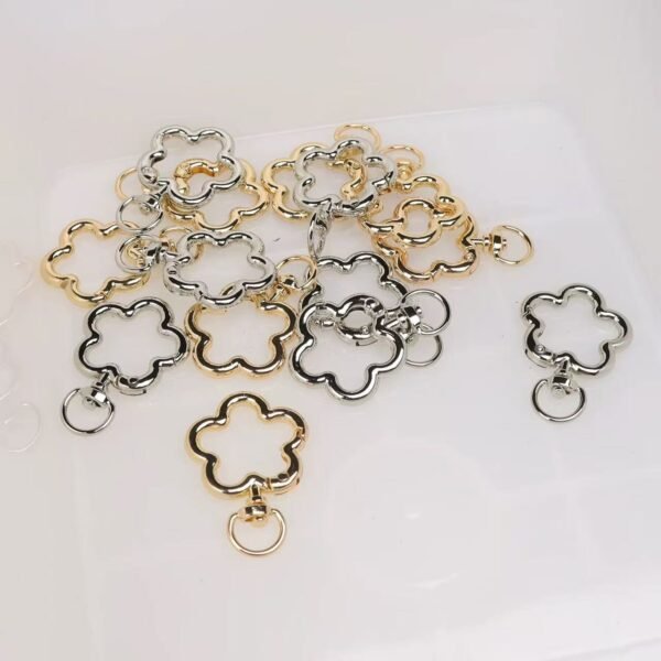 Flower shaped spring buckle, universal buckle, gold silver, DIY keychain