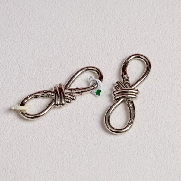 Knot shaped double ended spring buckle, gold silver, DIY keychain