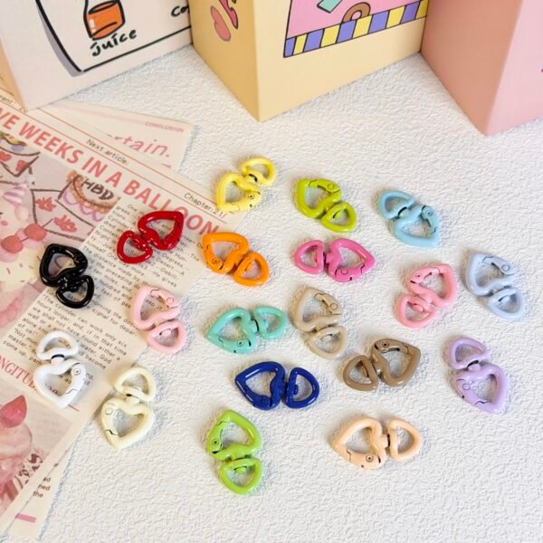 Heart shaped universal buckle, rotating suspension buckle, colorful